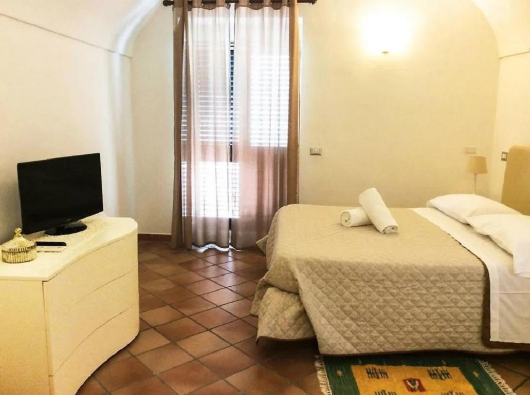 Sorrento Holidays - Casa Fornetto E Casa Forno Apartment Positano