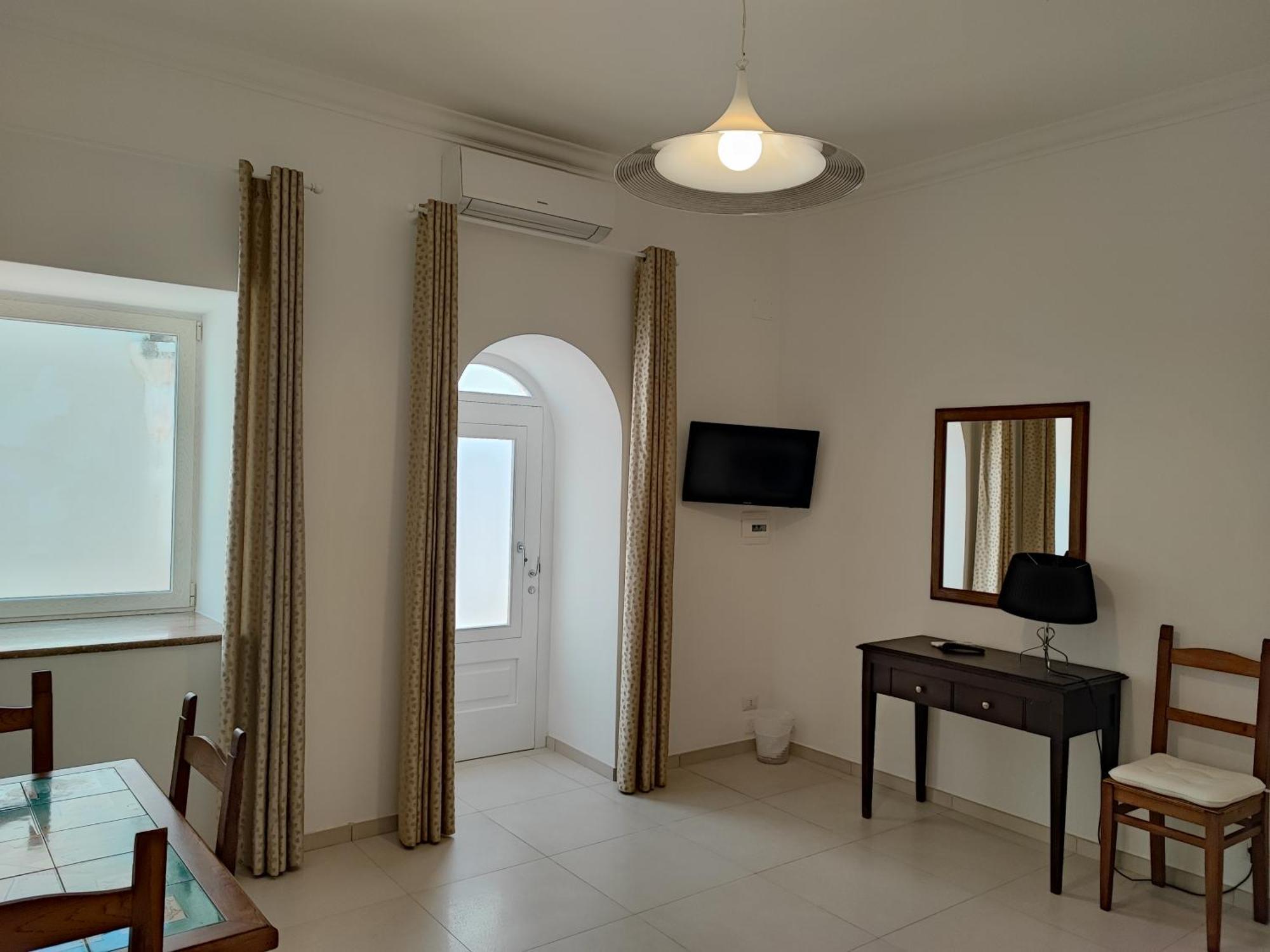 Sorrento Holidays - Casa Fornetto E Casa Forno