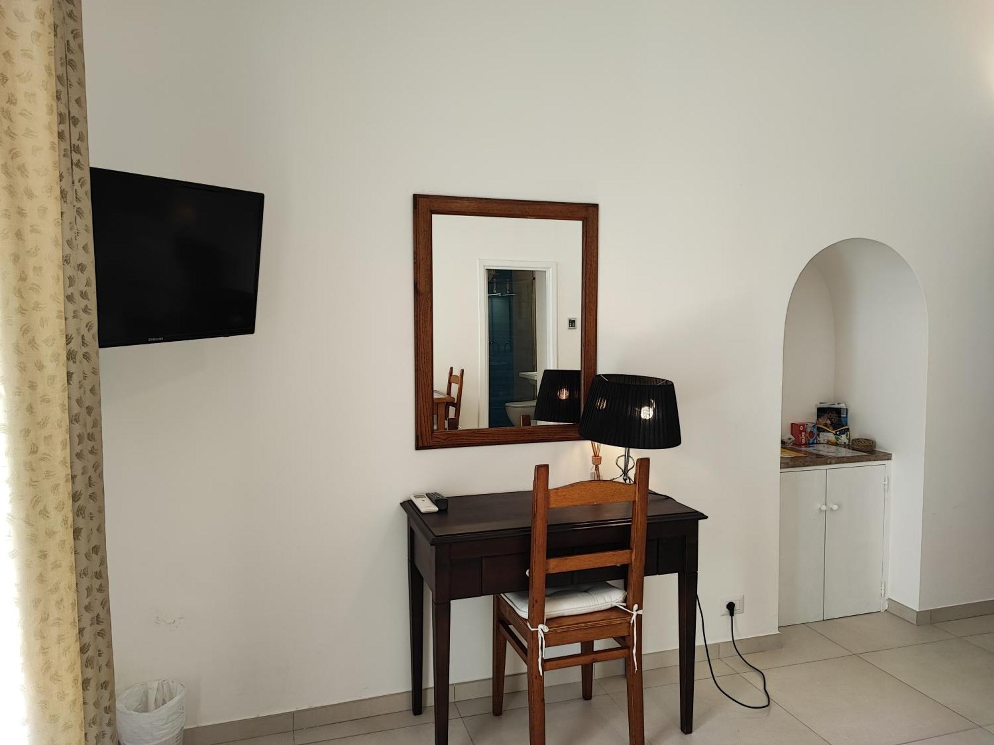 Sorrento Holidays - Casa Fornetto E Casa Forno Apartment *