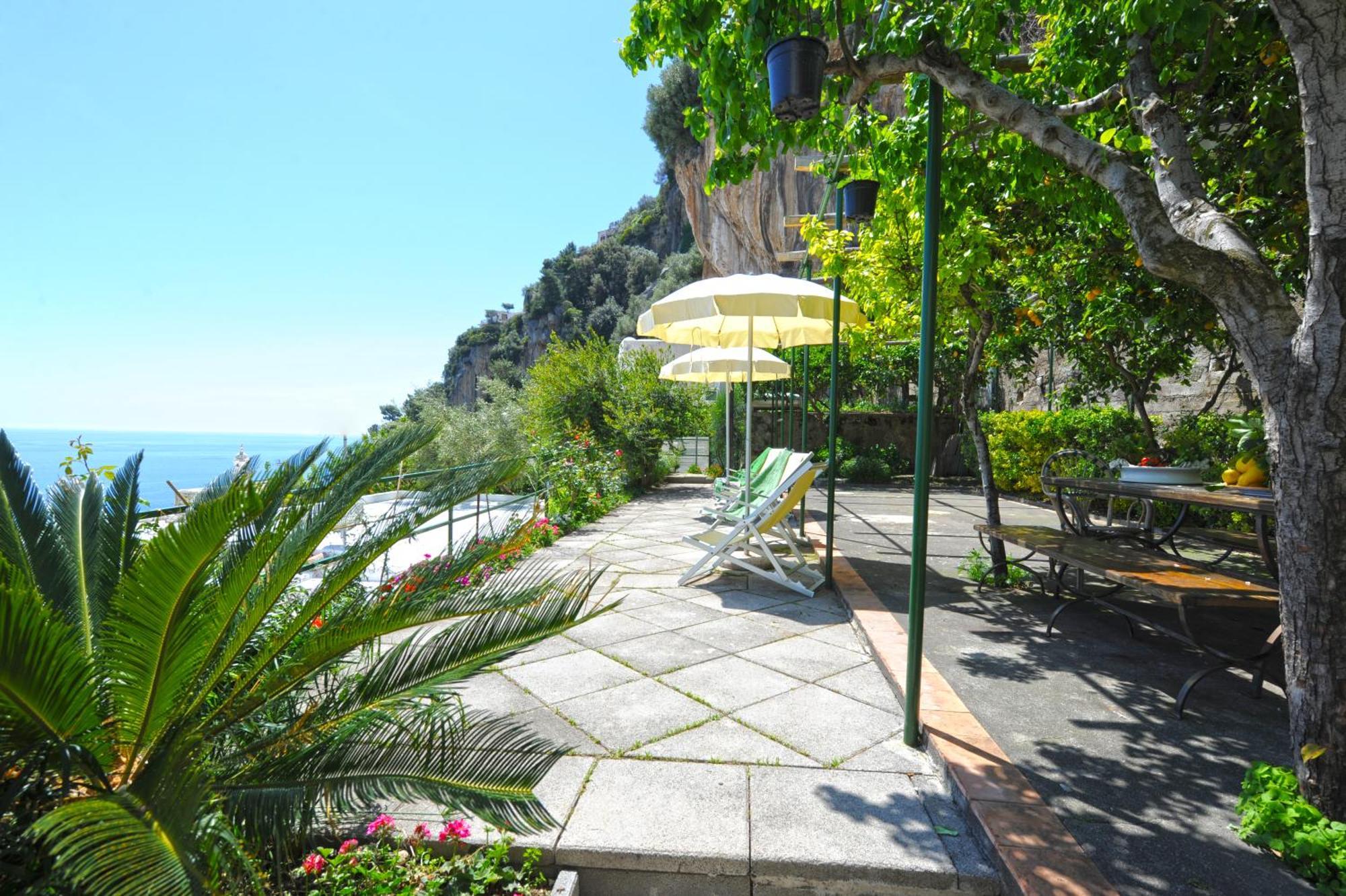Sorrento Holidays - Casa Fornetto E Casa Forno Apartment Positano